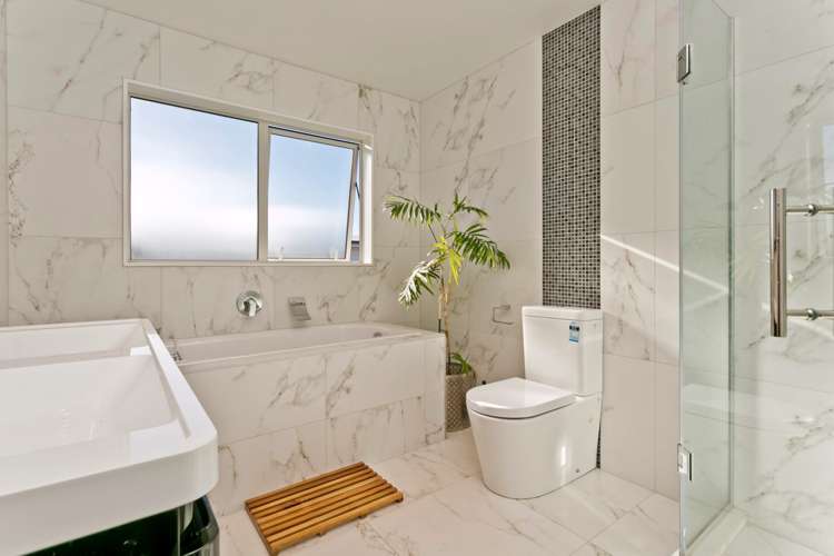 9 Tuangi Street Long Bay_18