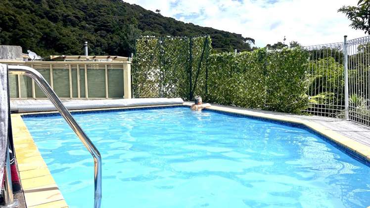 2 / 58 School Road Paihia_10