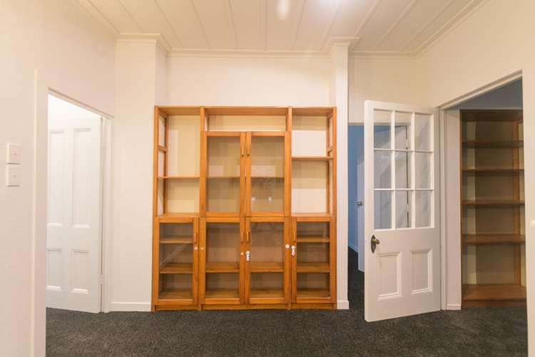 15 Bollard Avenue 1733_5