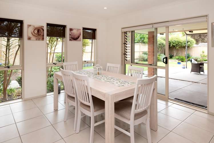 7 Columbia Crescent Beachlands_10