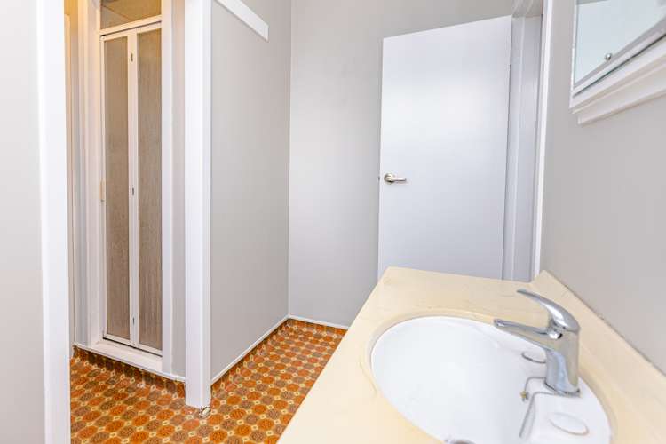 83 Peat Street Wanganui Central_16