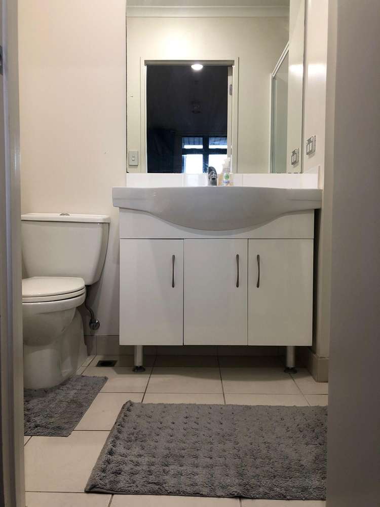 D418/176 Broadway Newmarket_7