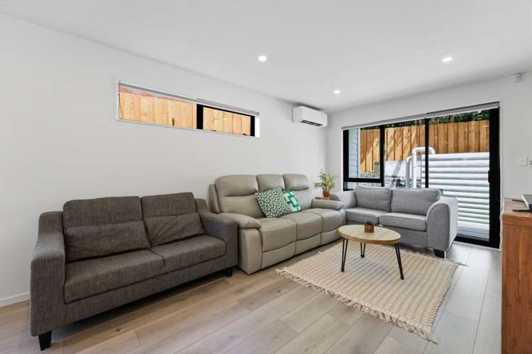 7/67 Royal View Road Te Atatu South_8