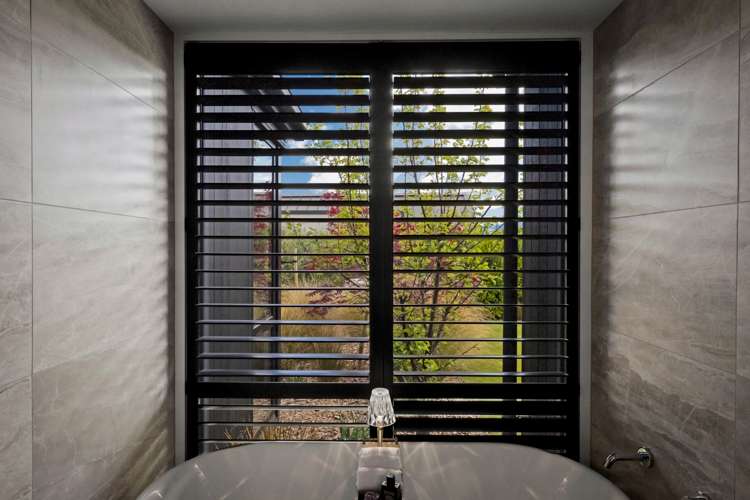 2 Fife Court Jacks Point_11