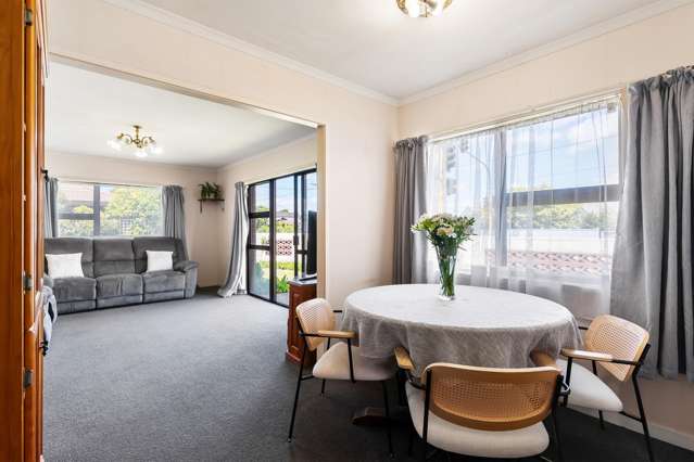 62 Donovan Street Blockhouse Bay_1