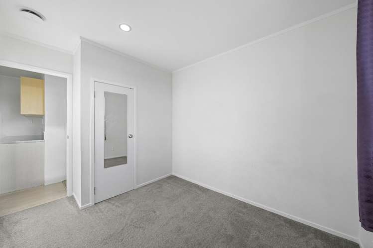 32 Strid Road Te Atatu South_9