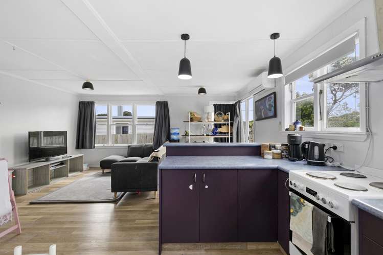 9 Morere Street Titahi Bay_7