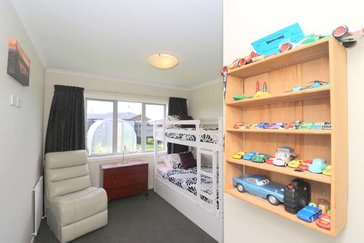 21 Sunrise Drive Seaward Bush_24
