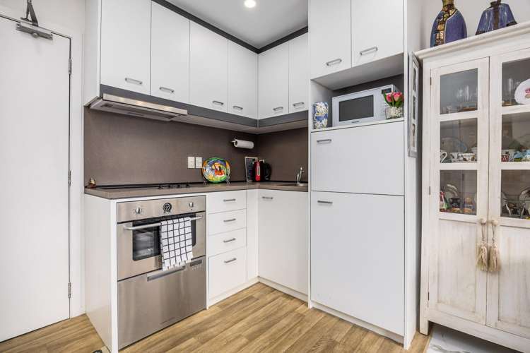 7C/32 Eden Crescent Auckland Central_6
