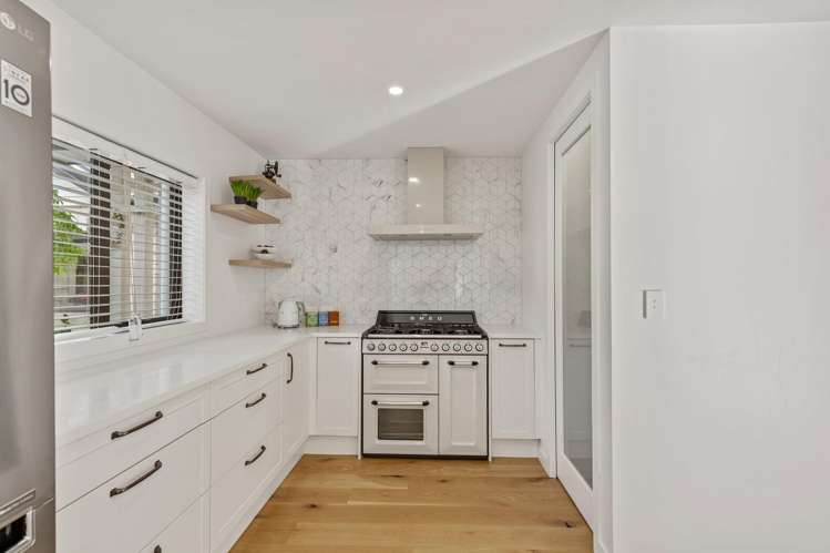 45 Chester Avenue Greenhithe_12