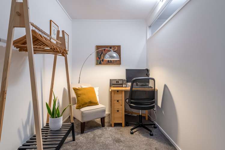 2/69a Landscape Road Mount Eden_14