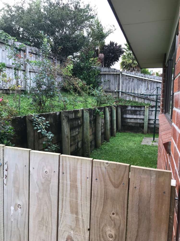 6 Fleetwood Drive Henderson_13