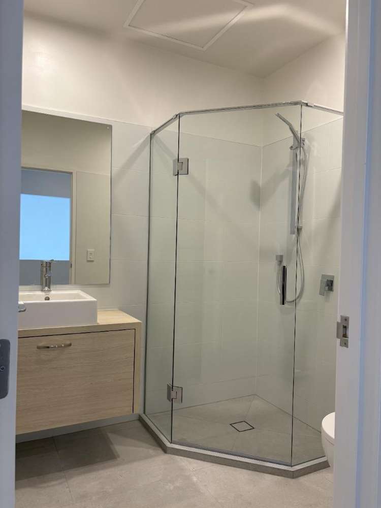 402/4 Reads Quay 1052_6