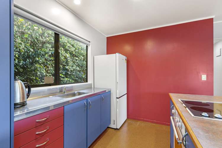 50 Lorenzen Bay Road Raglan_18