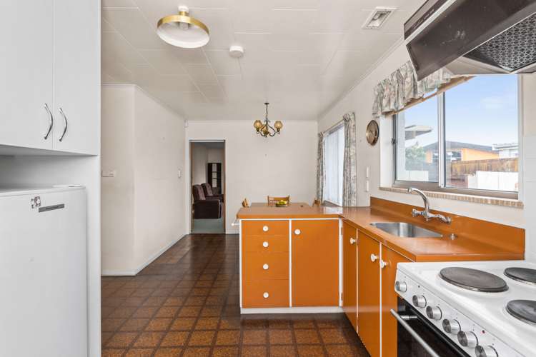 2/24 Oxford Street Taradale_7