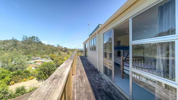 7 Lucy Road Waiomu_2