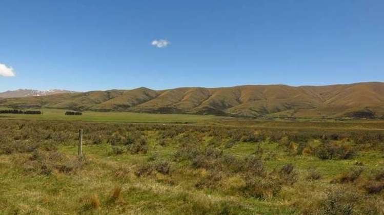 Saint Bathans Loop Road Otago_15