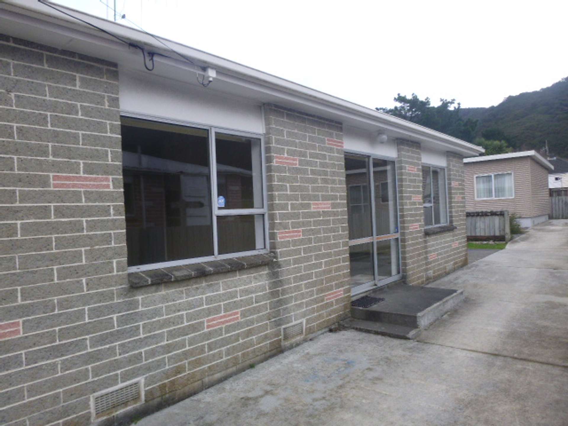 187B Wainuiomata Road 10629 Lower Hutt City Houses for Rent One