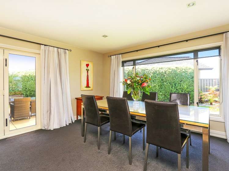 8 Tasman Drive Poraiti_5