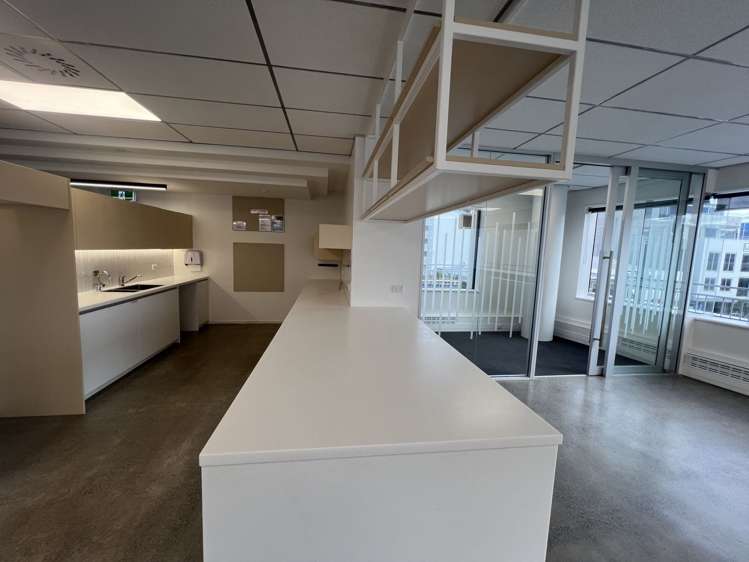 Level 2/187 - 193 Broadway Terrace Newmarket_3