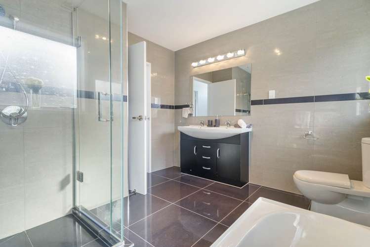 89 Queenstown Road Onehunga_14