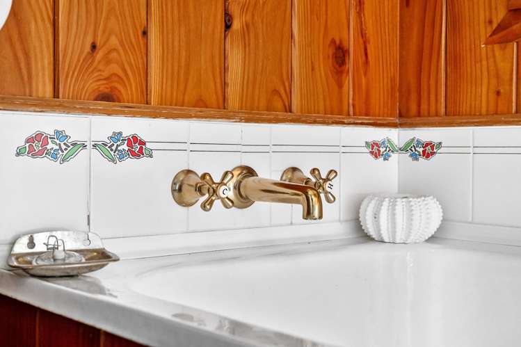 9 Weir Crescent Onerahi_19