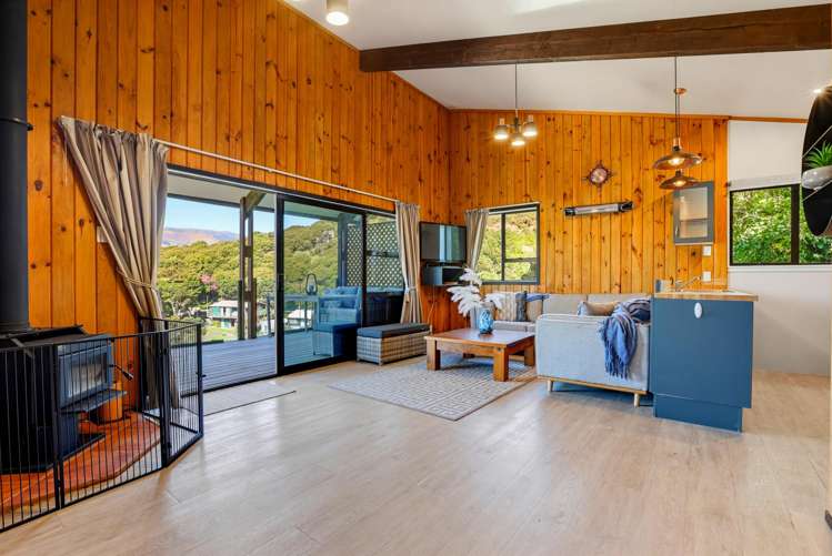 5B Kingfisher Road Takamatua_3