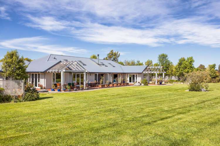 192 Terrace Road Leithfield_37