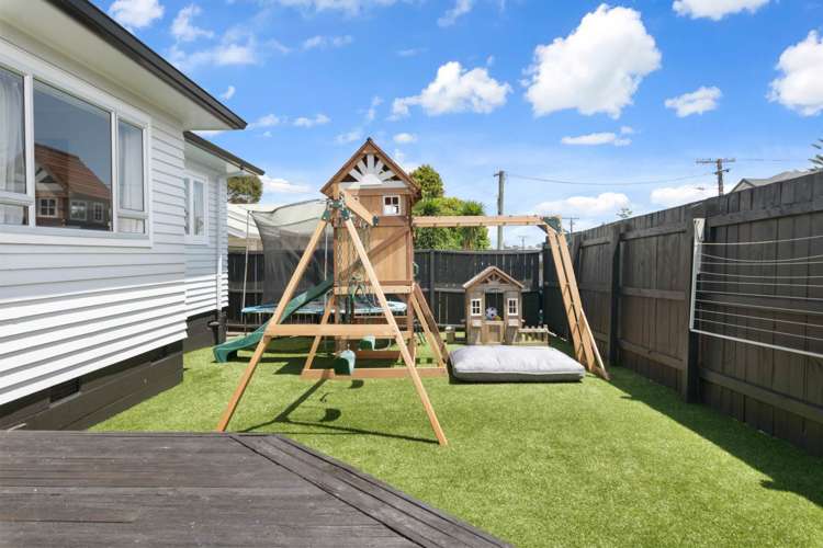 1/76 Grove Road Papakura_16