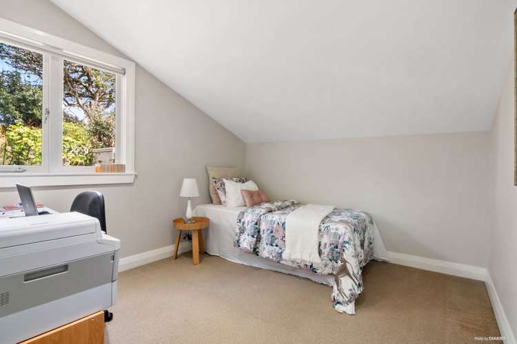 2 Garry Road Mount Eden_15