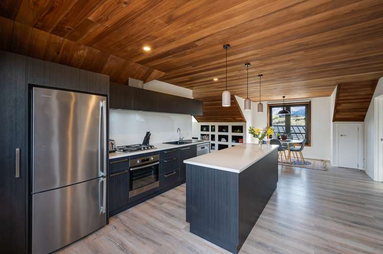 82 Threepwood Road Dalefield/Wakatipu Basin_12