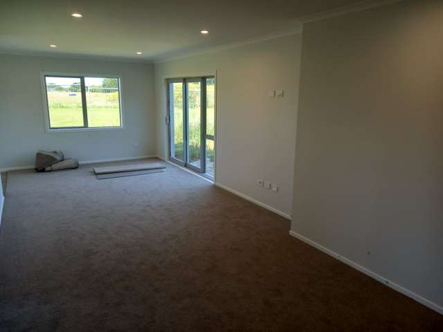 11 Magnolia Place Levin_3