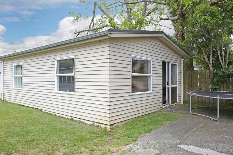 7 Edinburgh Street Tuakau_12