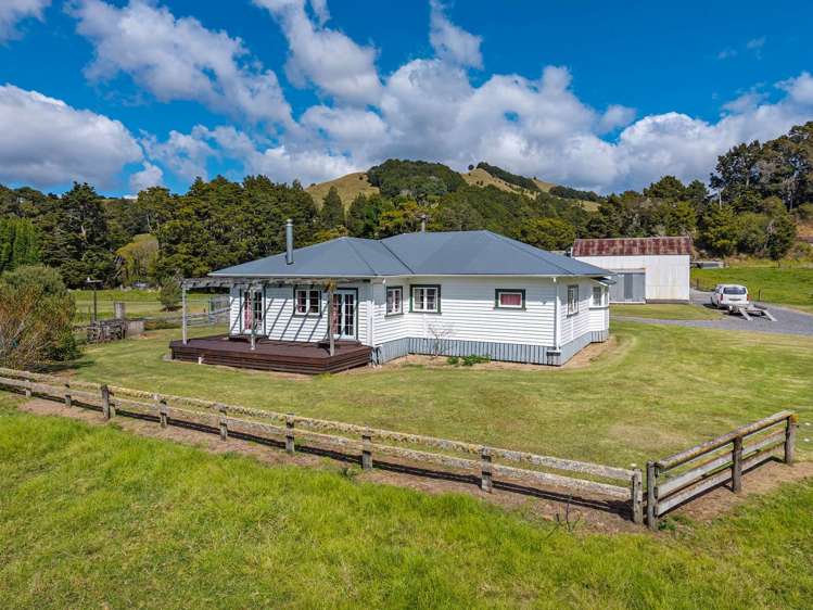 674 Marlow Road Maromaku_15