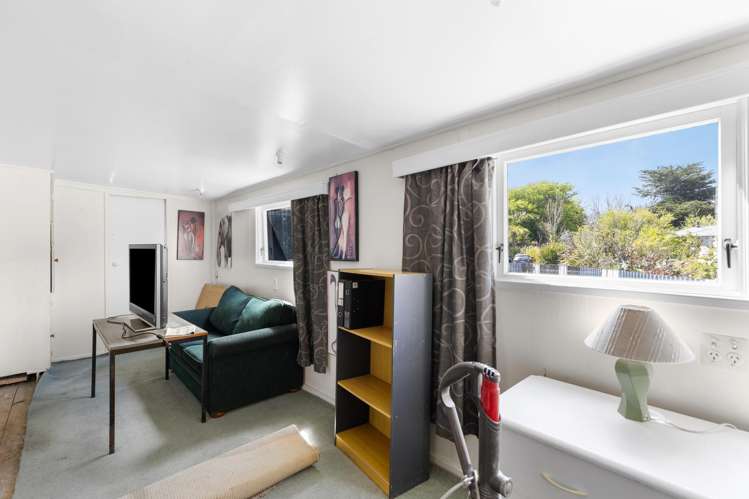 33 Lower High Street Marton_26