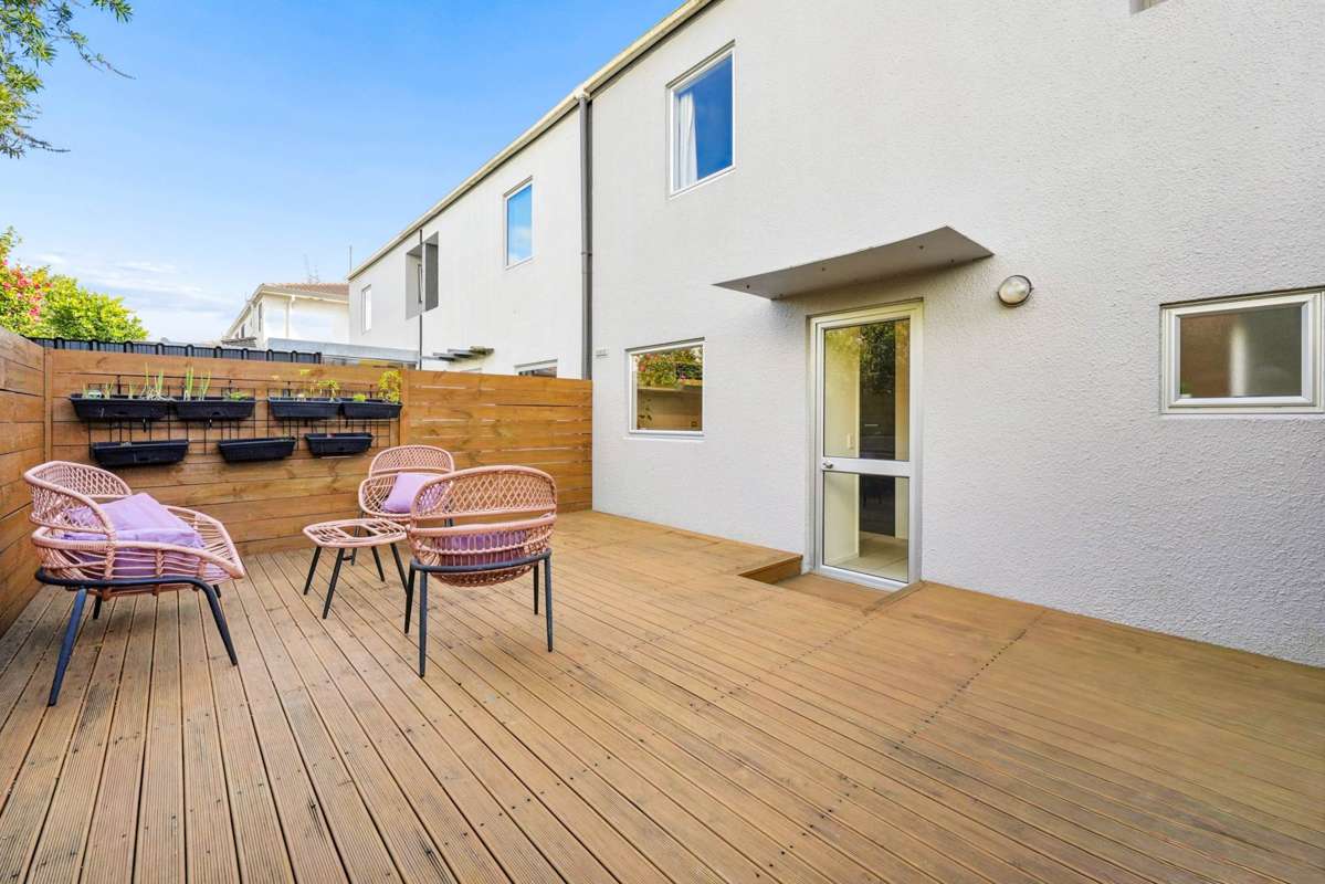 23/8 Eaglehurst Road_4