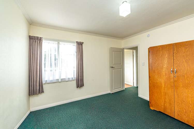 4 and 4A Kells Avenue Aramoho_11
