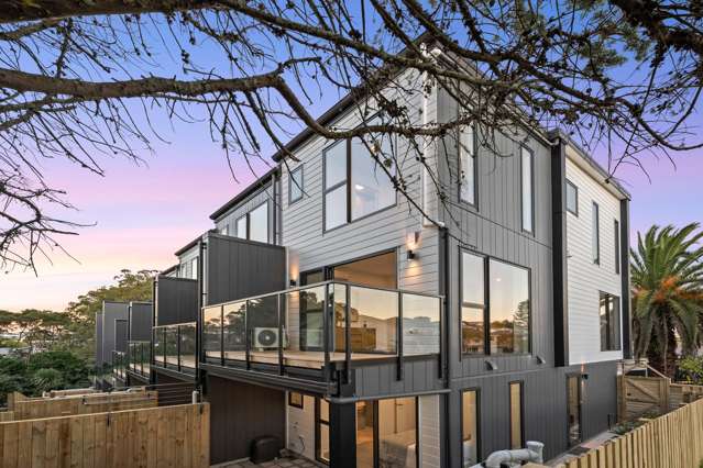 1/33 Elizabeth Drive West Harbour_1