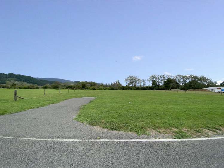 17 Riverside Drive Ohau_6