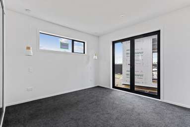 22 Bowmaker Crescent_3