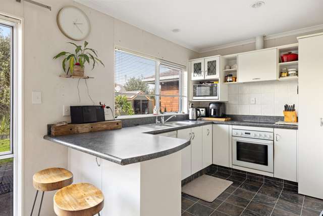 9 Jacinda Close Pyes Pa_3