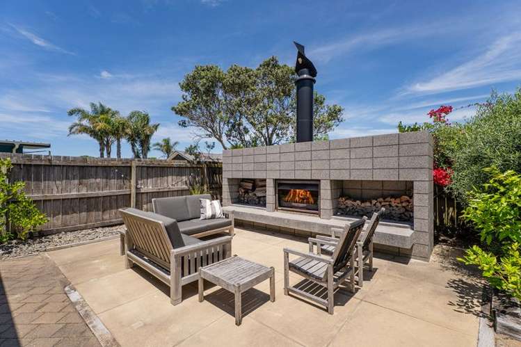 119 Sands Crescent Matarangi_5