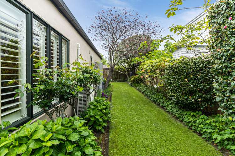 16a Oak Street Royal Oak_18