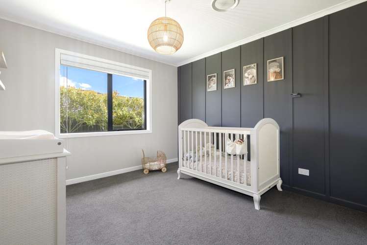 10 Benmore Crescent Pyes Pa_27