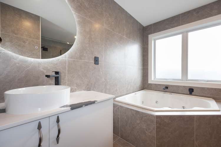 38 Colliston Rise Pinehill_11