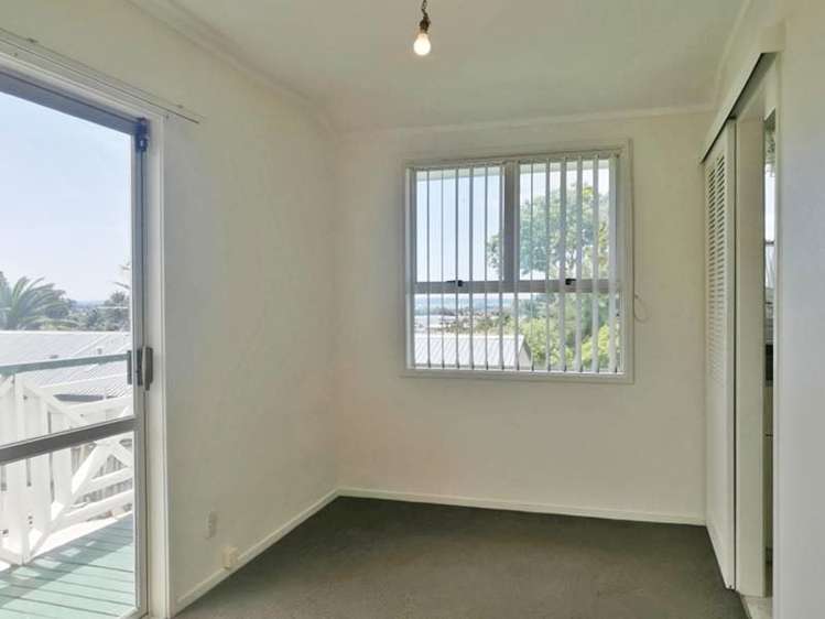 53 West Coast Road Glen Eden_7