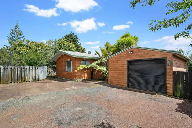 2/13b Inver Street Glen Eden_1