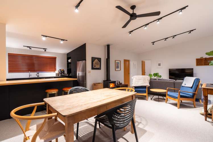 35 Waikana Street Broad Bay_12