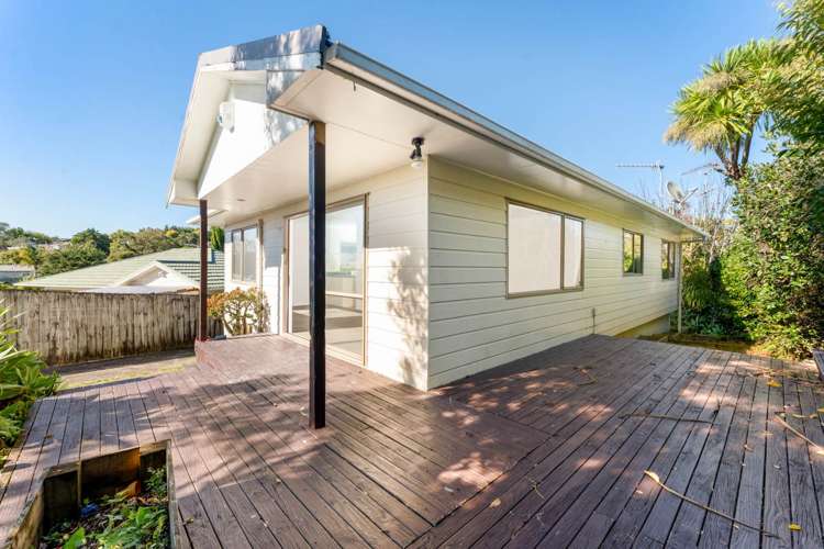 25 Loughanure Place Massey_1