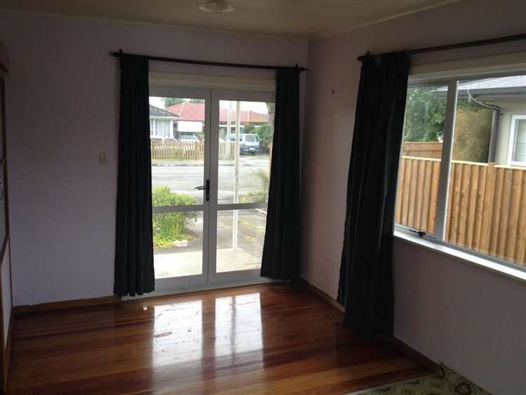 281 Seaview Road Stoke_3